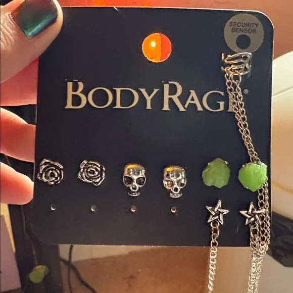 Body Rage Earring Set - Picture 2 of 3